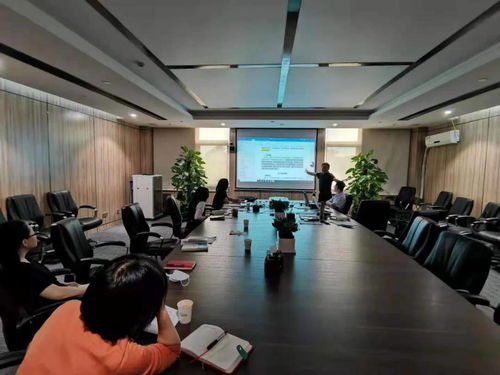 專家引領，服務創新——劉春華攜團隊赴白云機場開展服務營銷研討會